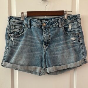 Silver Jeans Blue Jean Shorts with Cuffed Hem women’s size 34/4.5